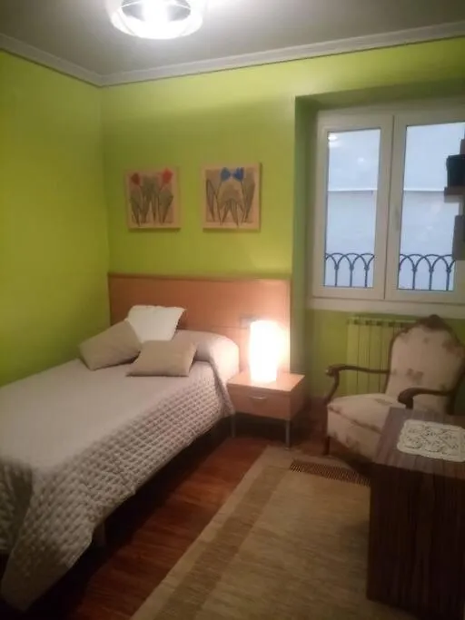 Centrica, Espaciosa Y Comoda Apartman Getaria
