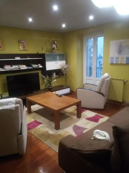 Apartamento Centrica, Espaciosa Y Comoda Getaria